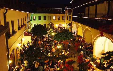 Weihnachstmarkt im historischen Beyerhof des Brauhaus Wittenberg