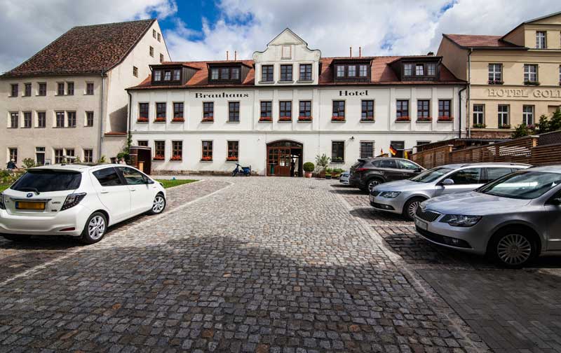 Parkplätze mit direktem Zugang zum Hotel Brauhaus Wittenberg